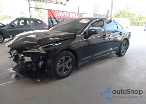 2022 Kia K5 Lxs из США, поврежденный, VIN 5XXG14J28NG105572